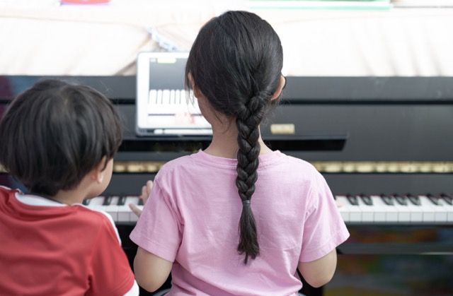 how often should a 7-year-old practice piano